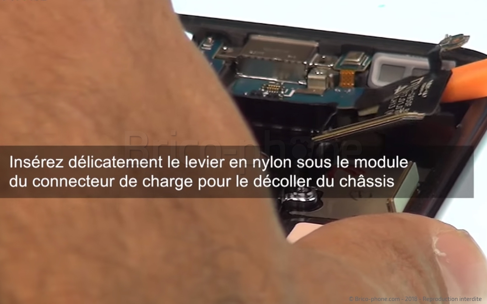 Changement du connecteur de charge sur Galaxy S8 photo 2